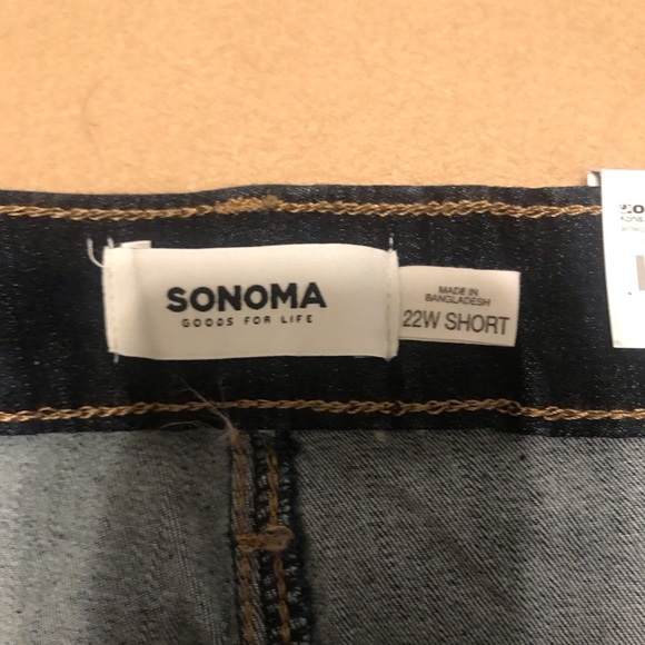 Woman’s new 22W jeans - Picture 5 of 5